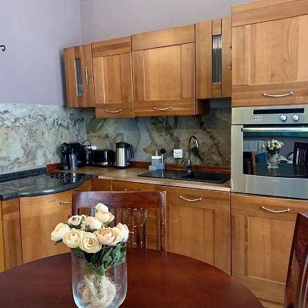 Beautiful And Charming Apartment In The Heart Of The Old Town Warschau Buitenkant foto