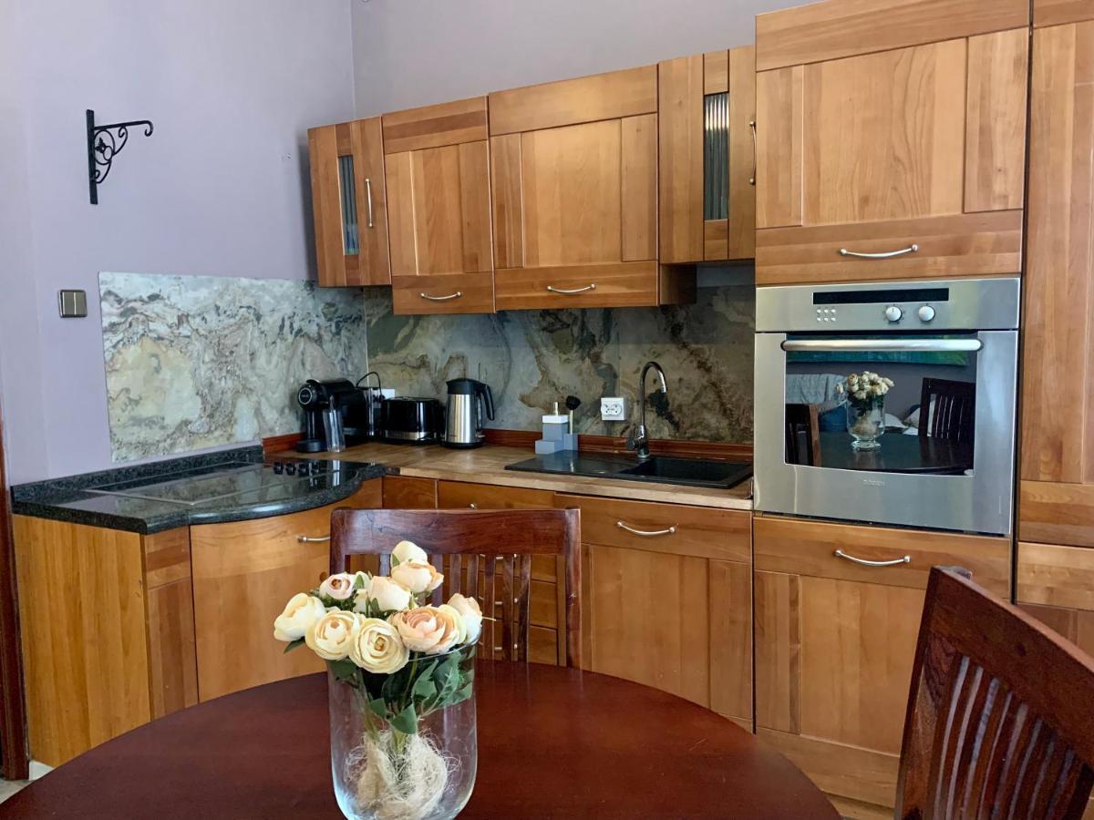 Beautiful And Charming Apartment In The Heart Of The Old Town Warschau Buitenkant foto